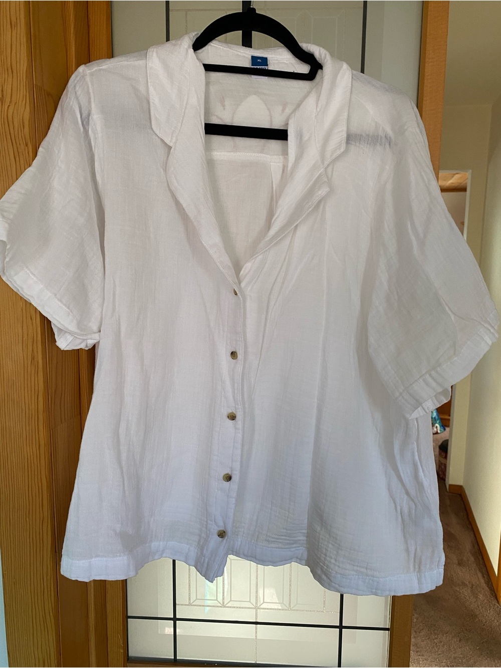 Old Navy White Button-Front Short Sleeve Blouse